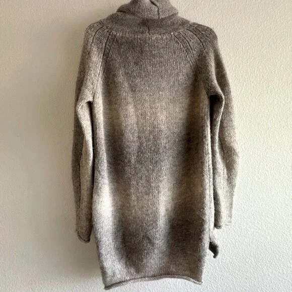 Wilfred Aritzia Alpaca blend Cowl Neck Oversized Ombre Beige Grey Sweater Small - Picture 8 of 9